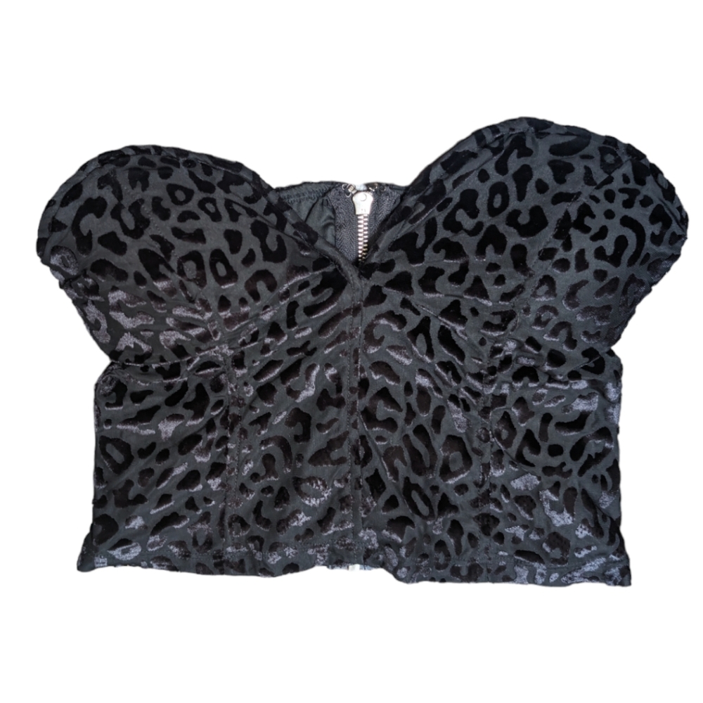 White Fox Boutique Cheetah Leopard Print Crop Top Size S